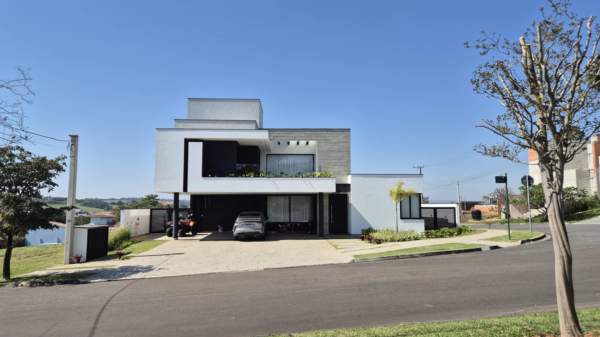 Residência NC construída, foto real da obra